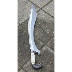 Falcata Met Leeuwenkop -Viking zwaarden Winkel falcata met leeuwenkop 2