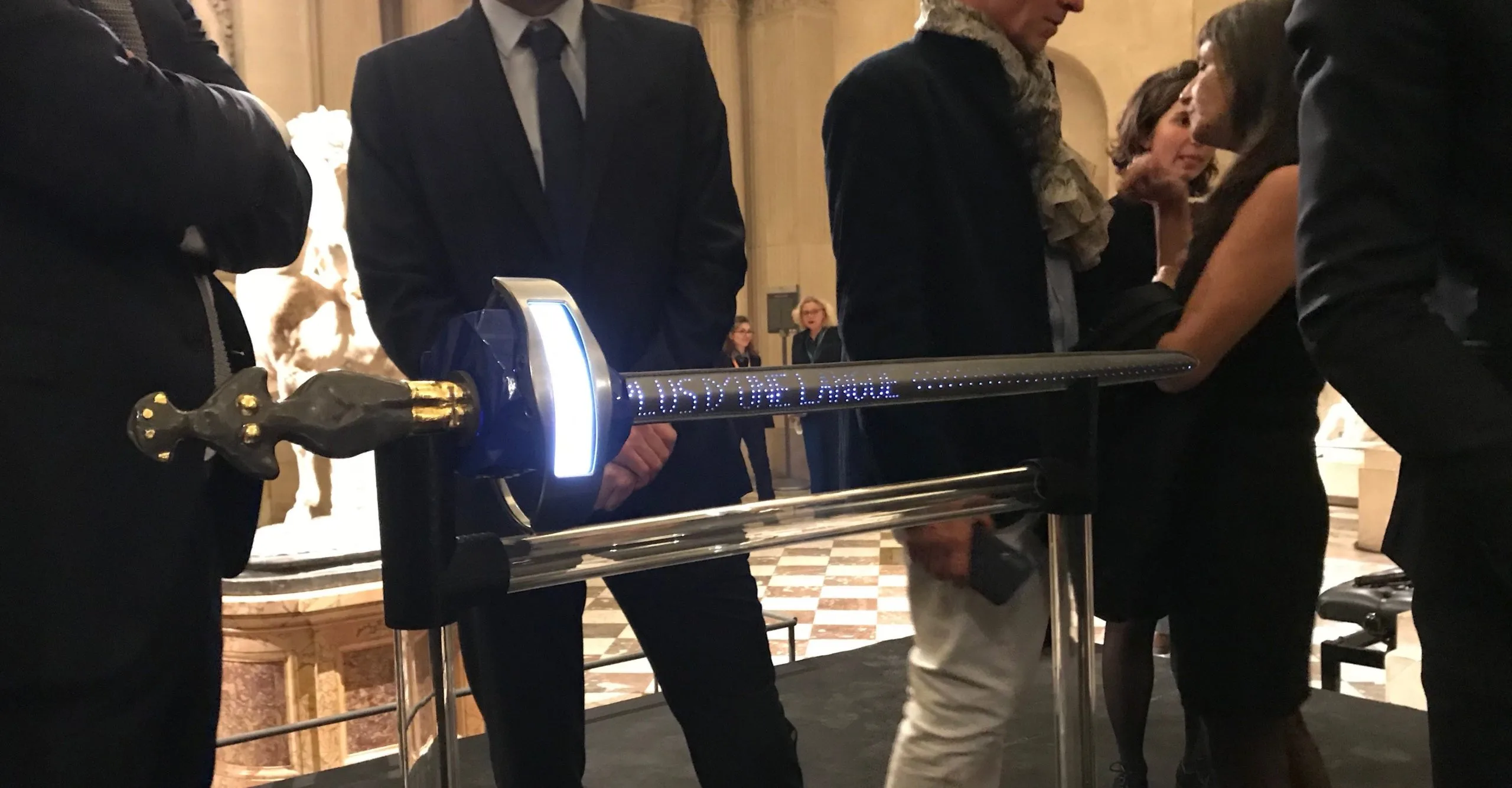 Viking zwaarden Winkel 11 Viking zwaarden Winkel -Viking zwaarden Winkel kickmakr epee barbara cassin4 scaled 1