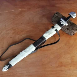 Windlass Steelcrafts Vikingzwaard Koning Harald Met Luxe Schede En Riem 9 Windlass Steelcrafts Vikingzwaard Koning Harald Met Luxe Schede En Riem -Viking zwaarden Winkel vikingzwaard koning harald met luxe schede en riem 3
